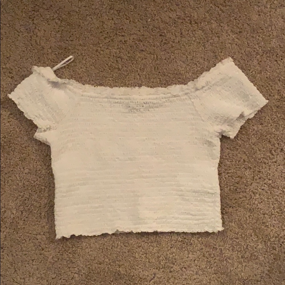 Abercrombie & Fitch scrunch crop top